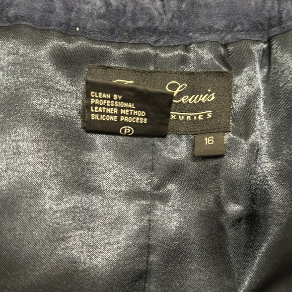 Blue Suede (leather) skirt - Picture 6 of 8